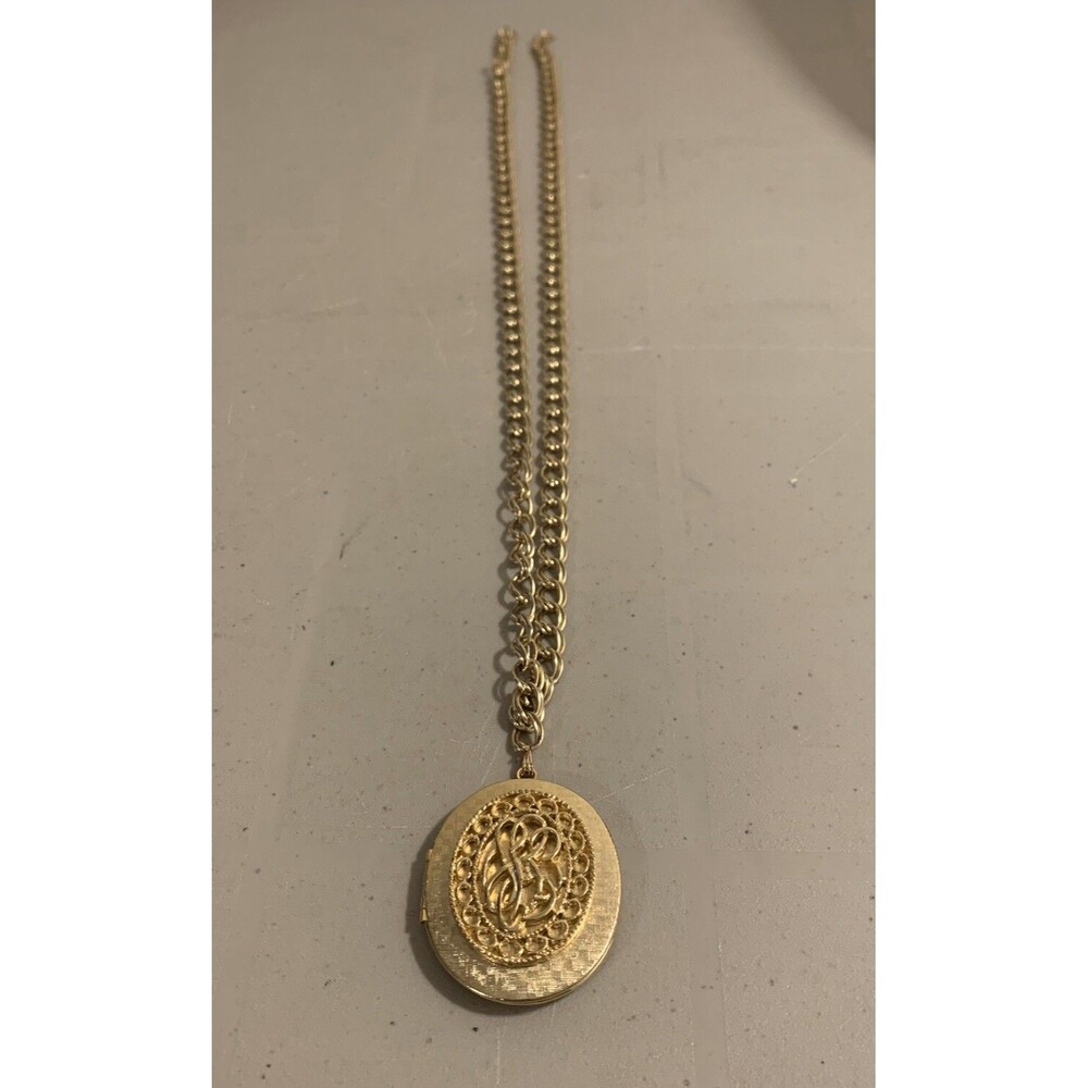 Vintage Large Oval Monogram Gold Tone Double Photo Locket Pendant Necklace 29.5”
